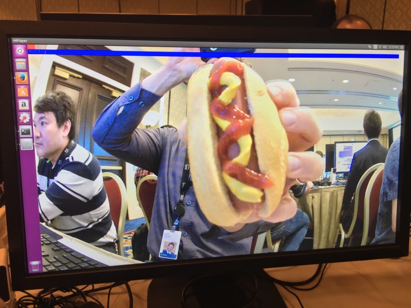 DeepLens Identifying a hotdog